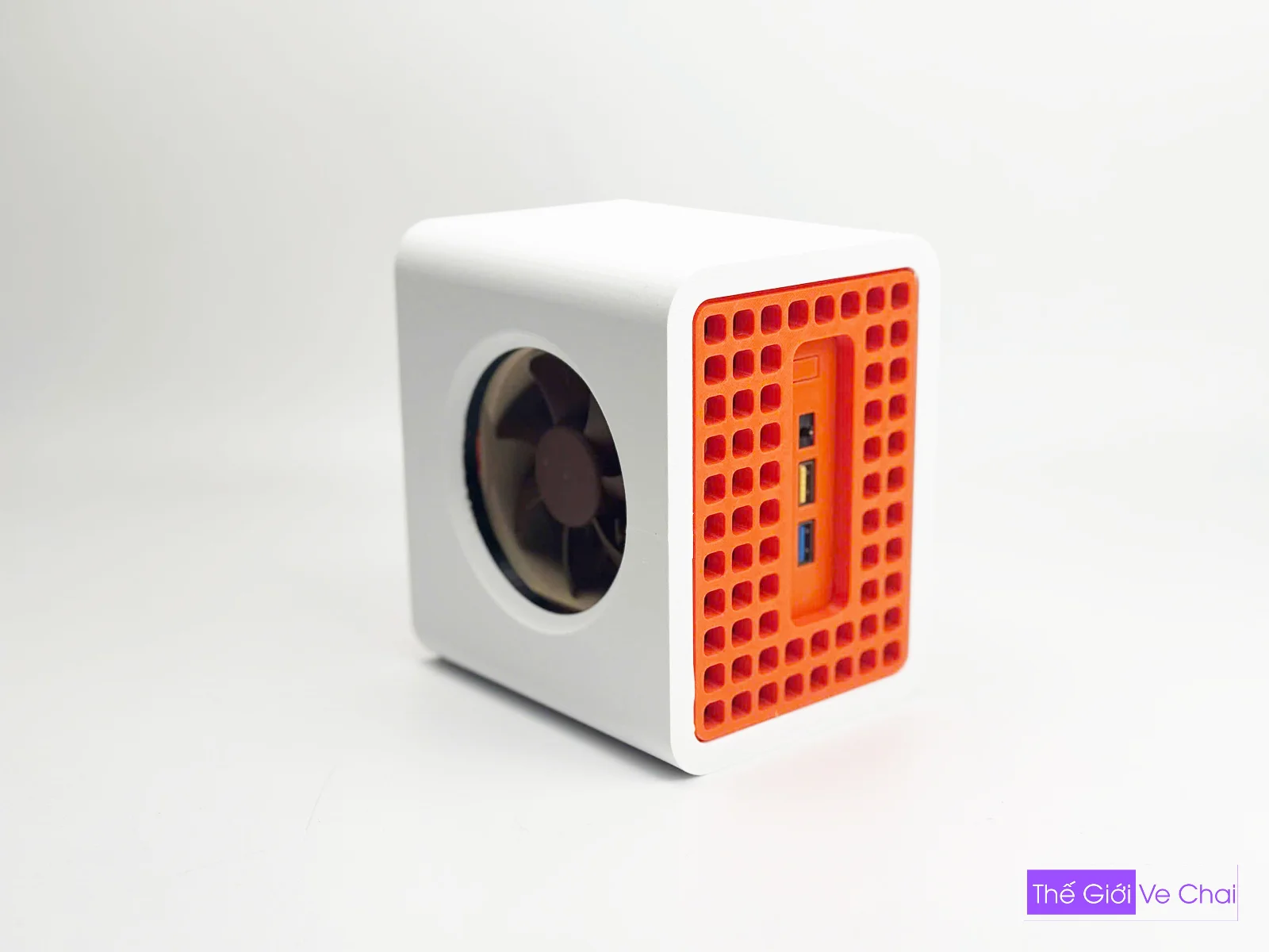 3D-VO NUC 8I3BEB-WEB_008.jpg