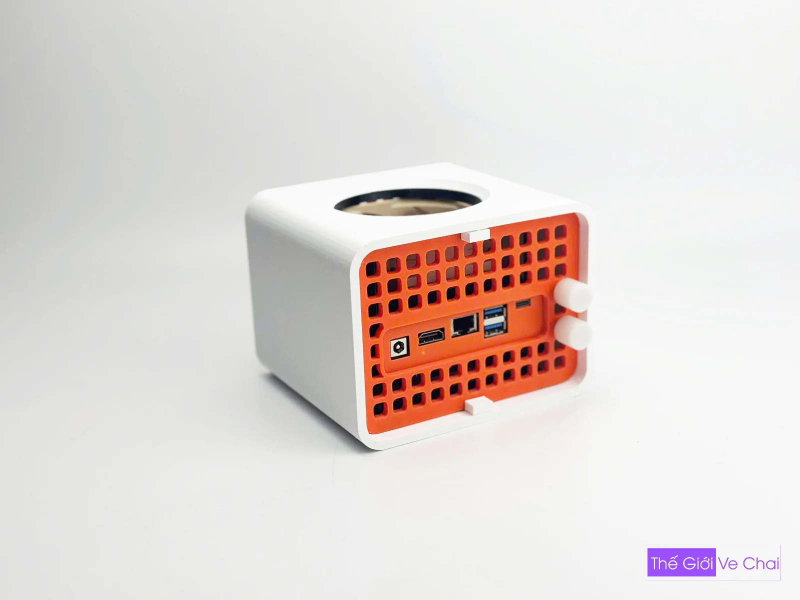 3D-VO NUC 8I3BEB-WEB_003.jpg