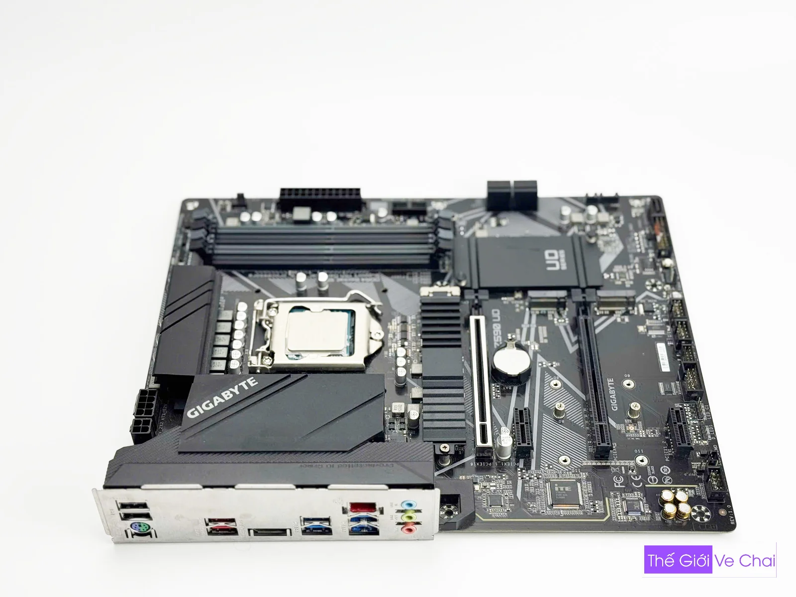 Z590 UD I9 11900-WEB_005.jpg